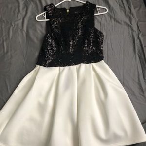 Black & white homecoming/ prom dress